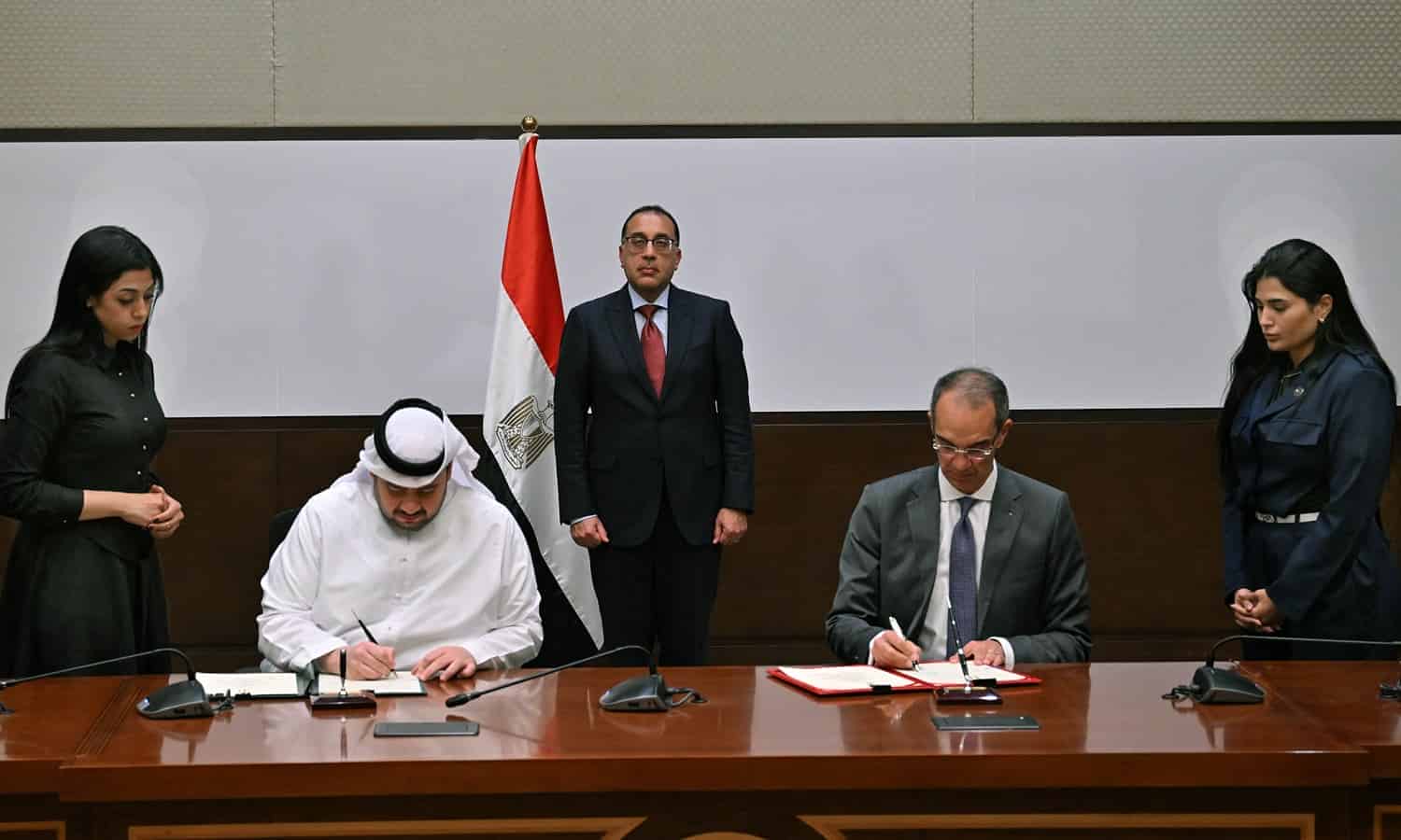 مذكرة تفاهم بين مصر والإمارات للتعاون في مجال بناء مراكز البيانات